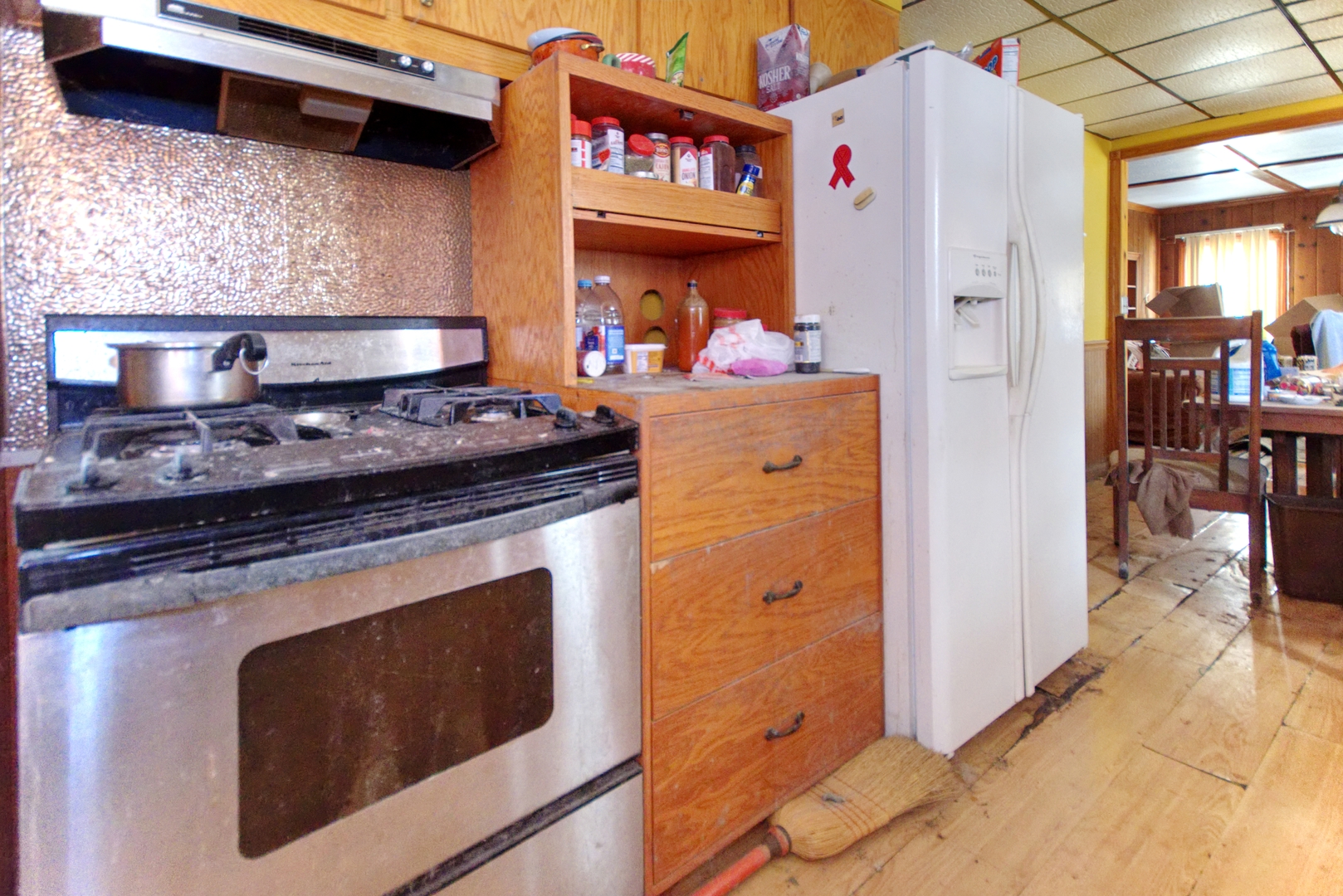 1512 Glenwood Avenue, Joliet, IL 60435