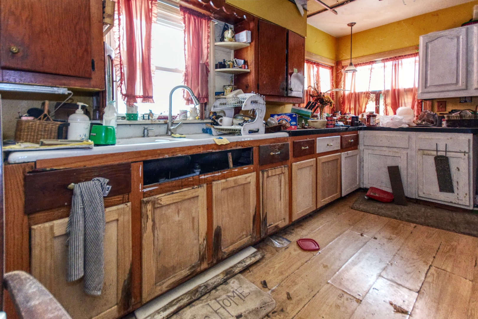 1512 Glenwood Avenue, Joliet, IL 60435