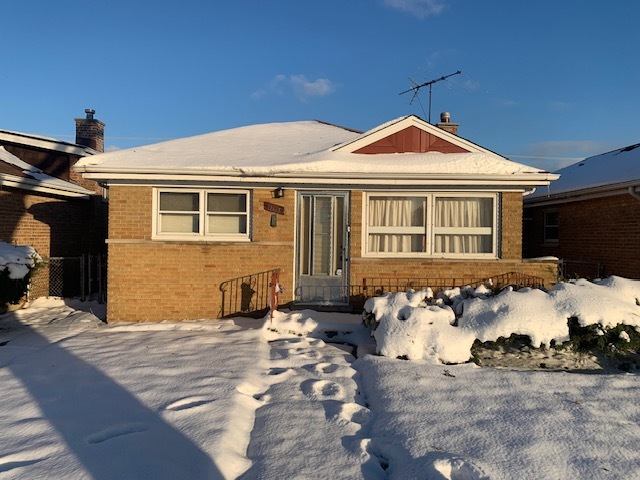 12613 S Marshfield Avenue, Calumet Park, IL 60827