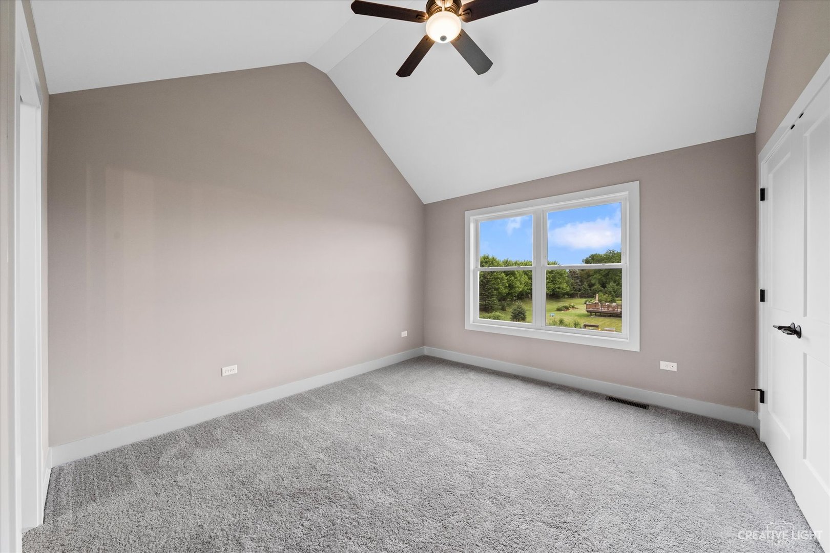 483 Deerfield Drive, Oswego, IL 60543