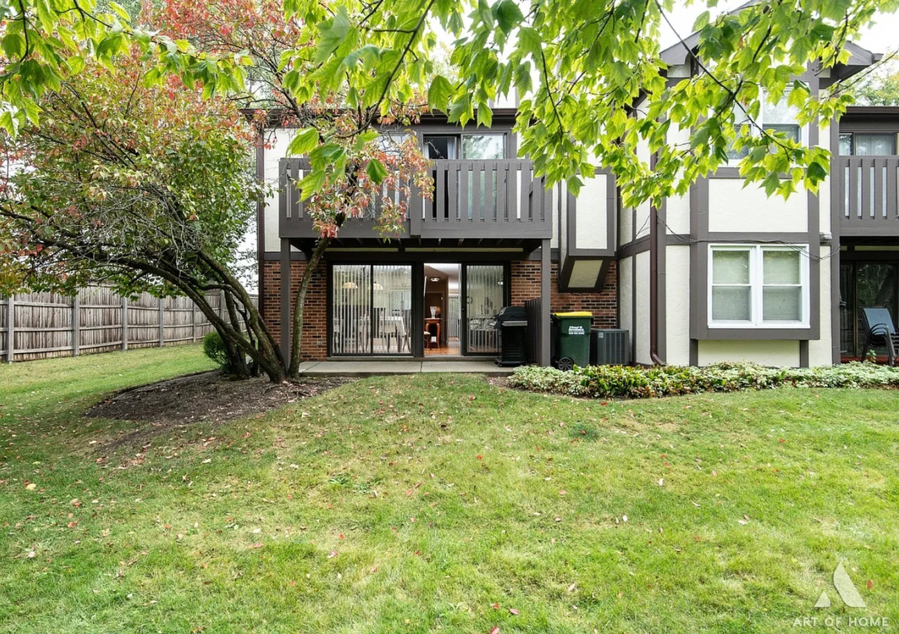 2950 NORTHAMPTON Drive #B1, Rolling Meadows, IL 60008