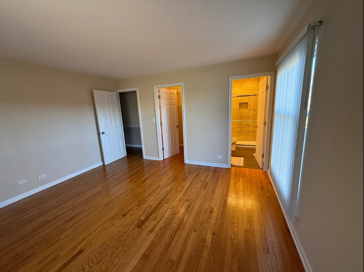 2950 NORTHAMPTON Drive #B1, Rolling Meadows, IL 60008