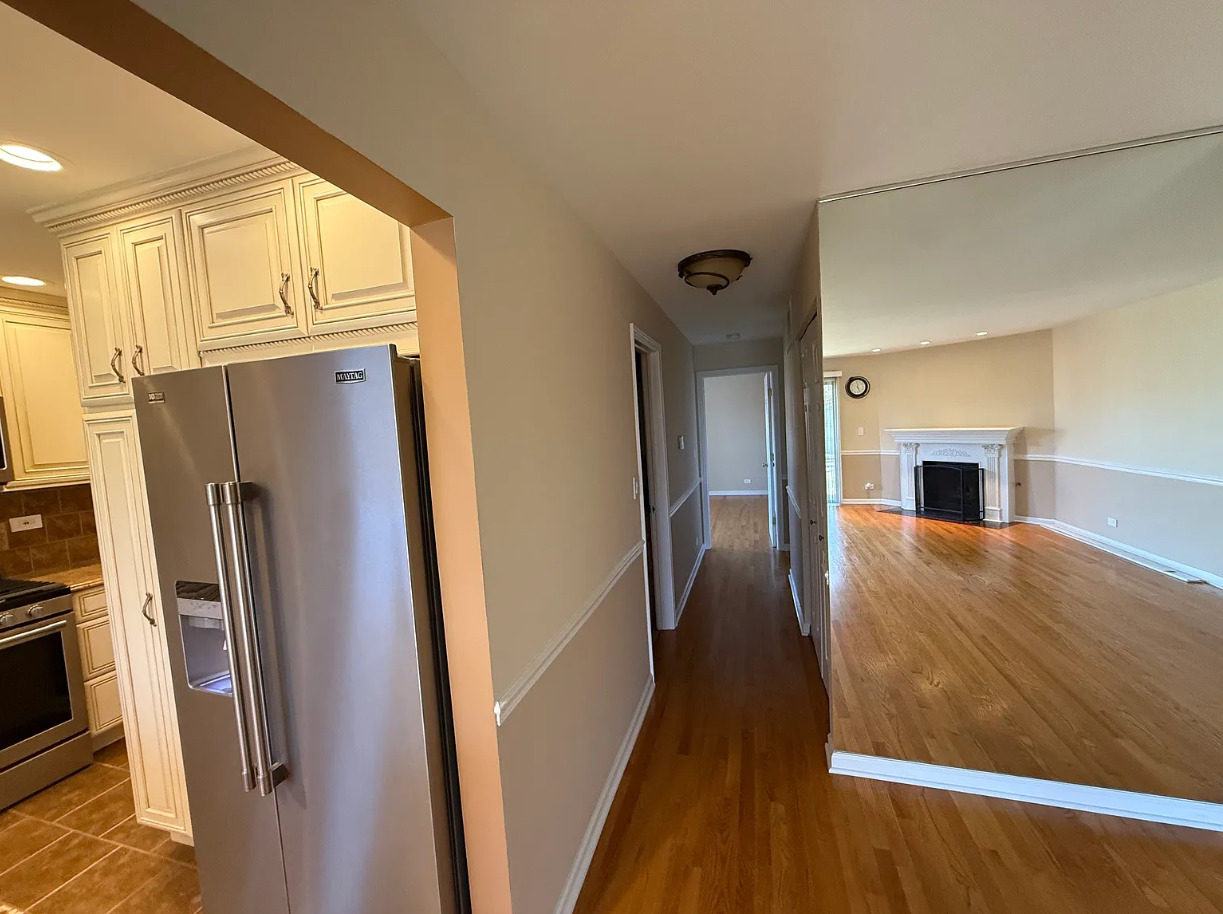 2950 NORTHAMPTON Drive #B1, Rolling Meadows, IL 60008