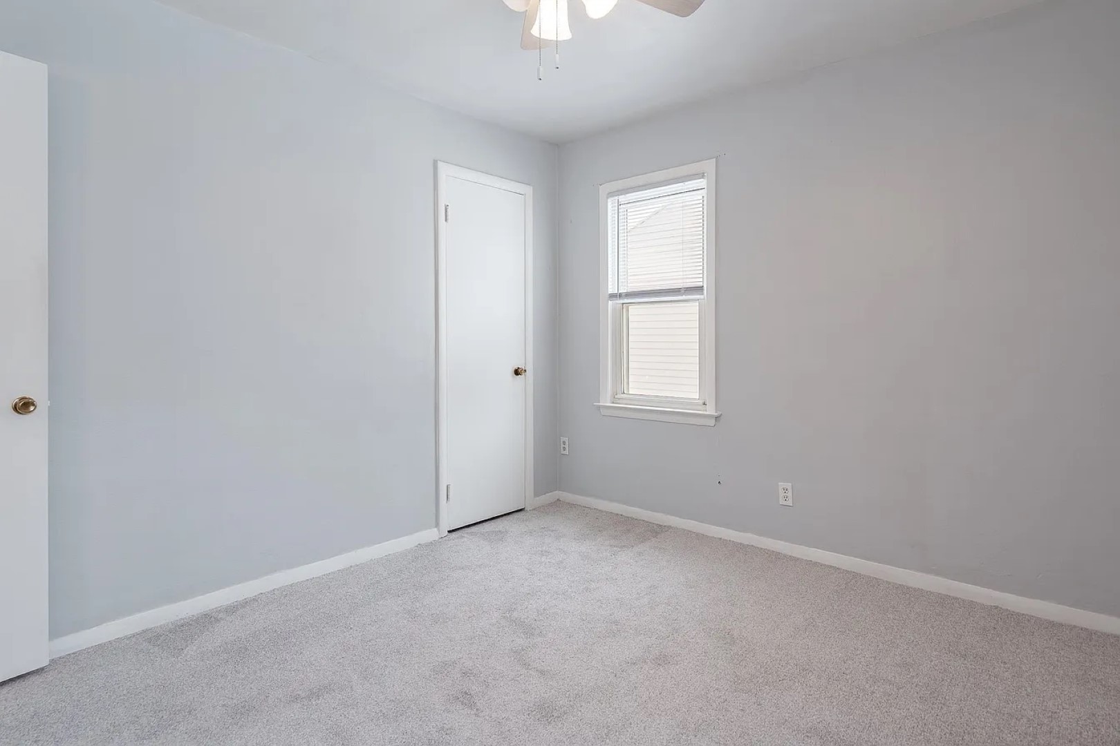 1003 E Hosmer Street, Loves Park, IL 61111