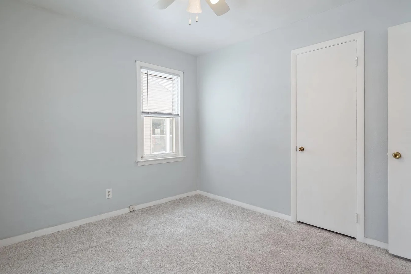 1003 E Hosmer Street, Loves Park, IL 61111