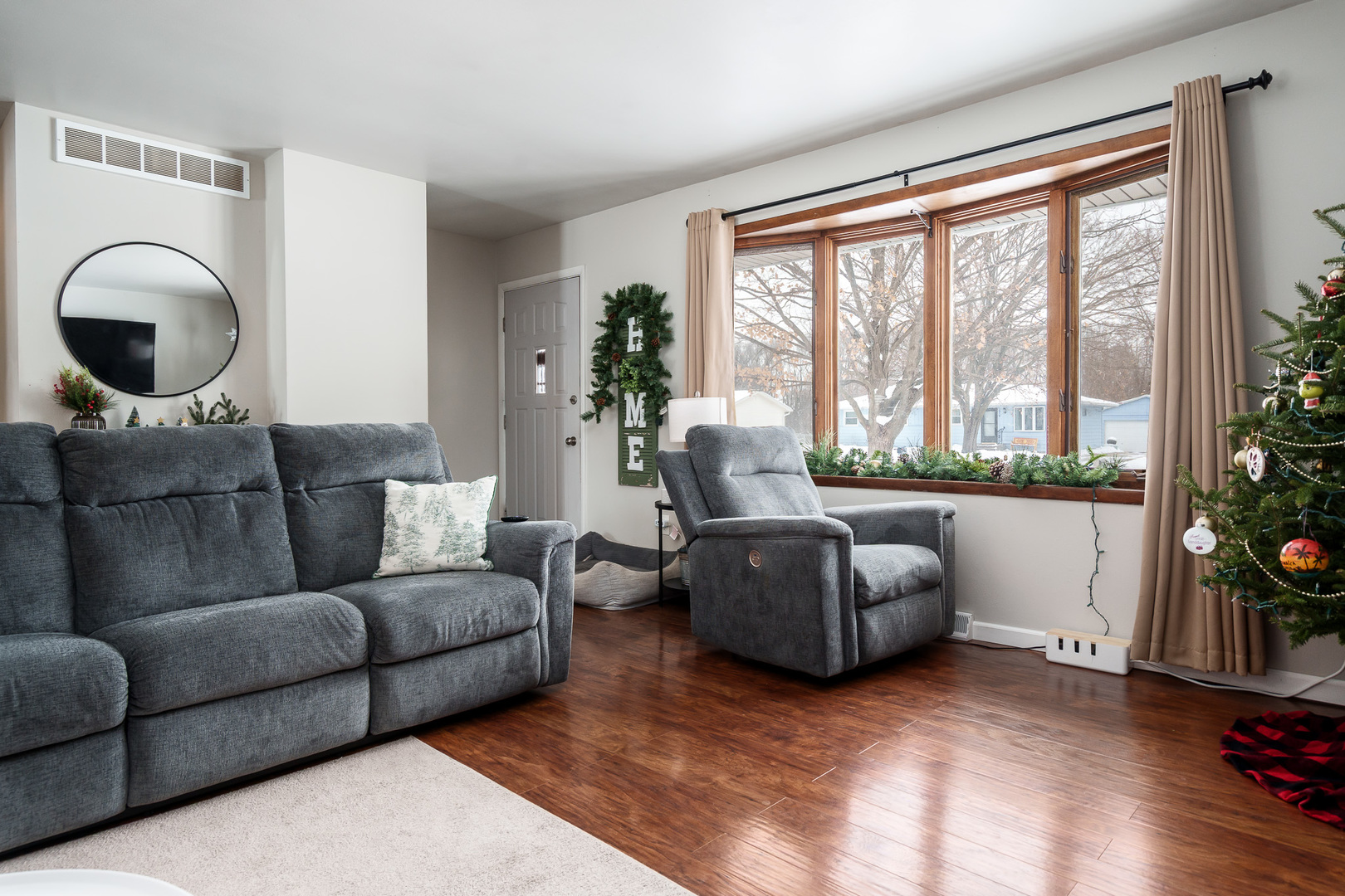 1517 Minns Drive, Machesney Park, IL 61115