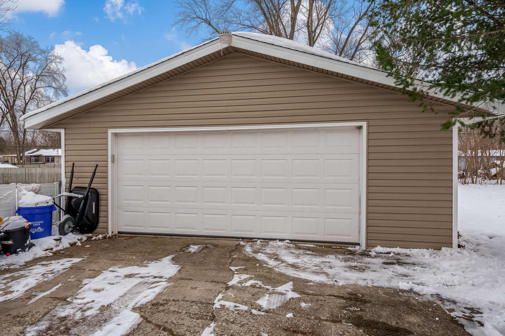 1517 Minns Drive, Machesney Park, IL 61115