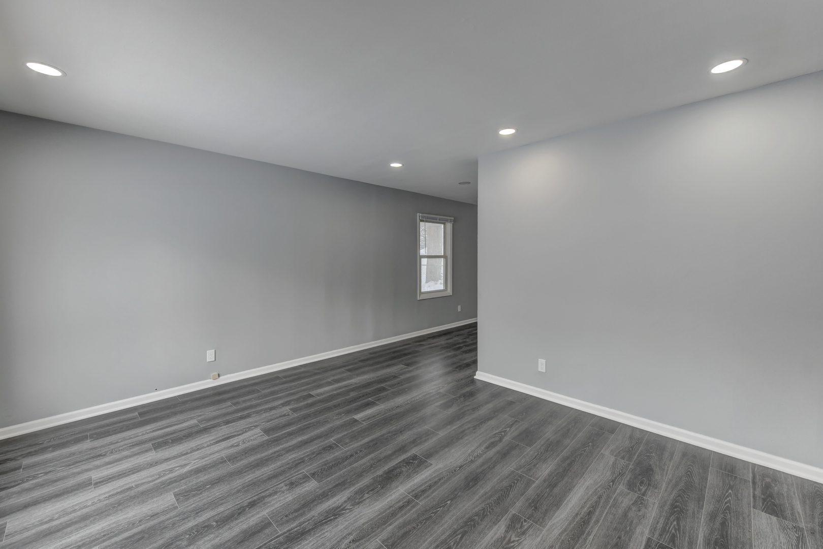 2059 216th Street, Sauk Village, IL 60411