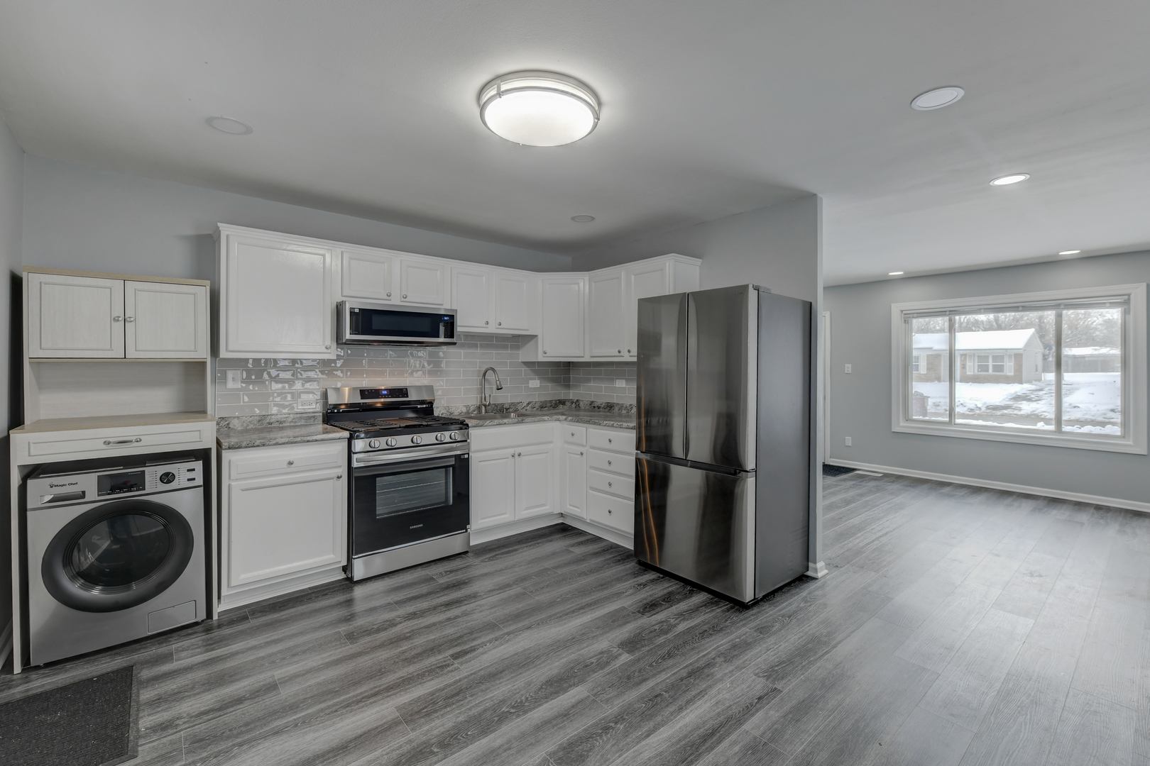 2059 216th Street, Sauk Village, IL 60411