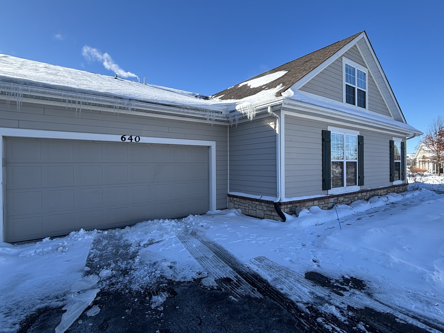 640 Schumann Street, Woodstock, IL 60098