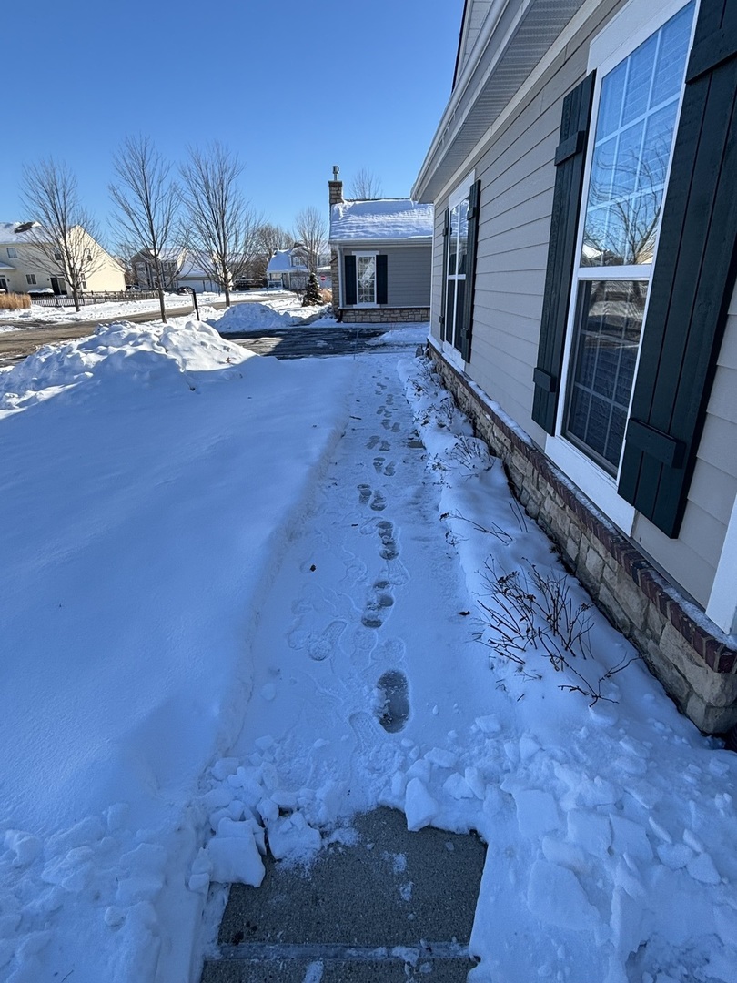 640 Schumann Street, Woodstock, IL 60098