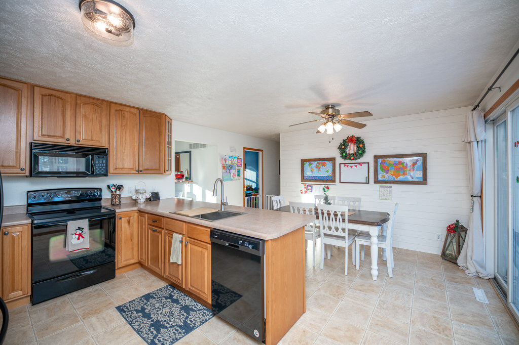 308 Paris Avenue, Morton, IL 61550