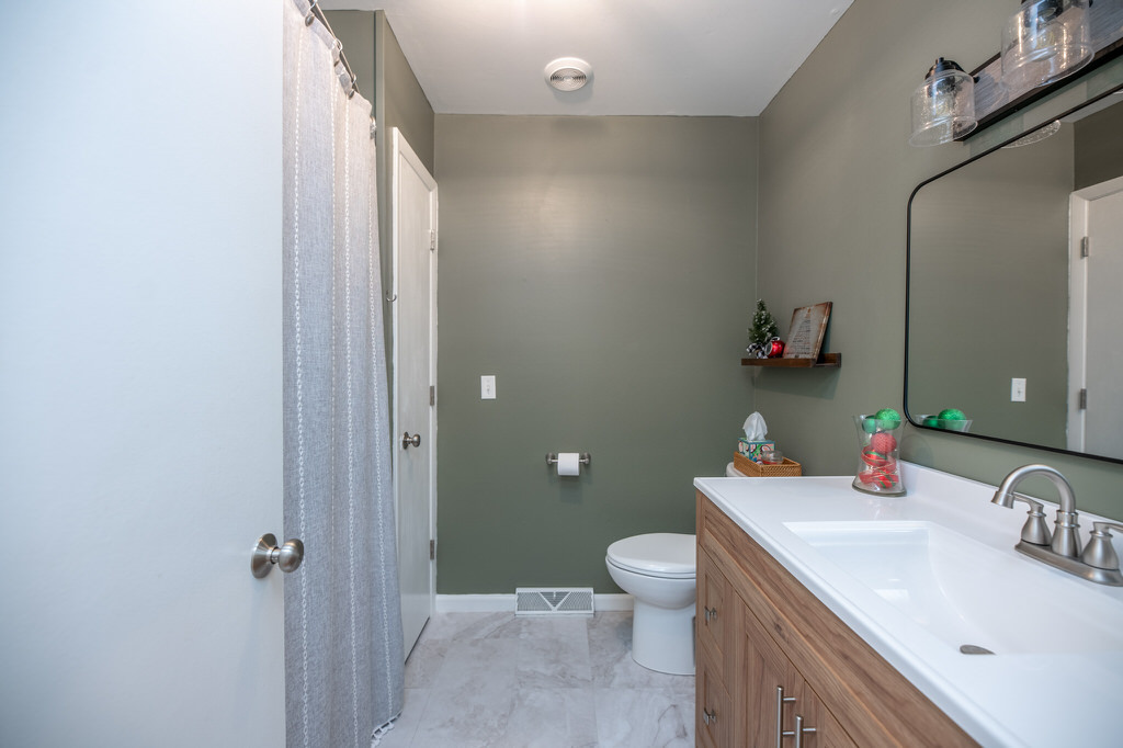 308 Paris Avenue, Morton, IL 61550