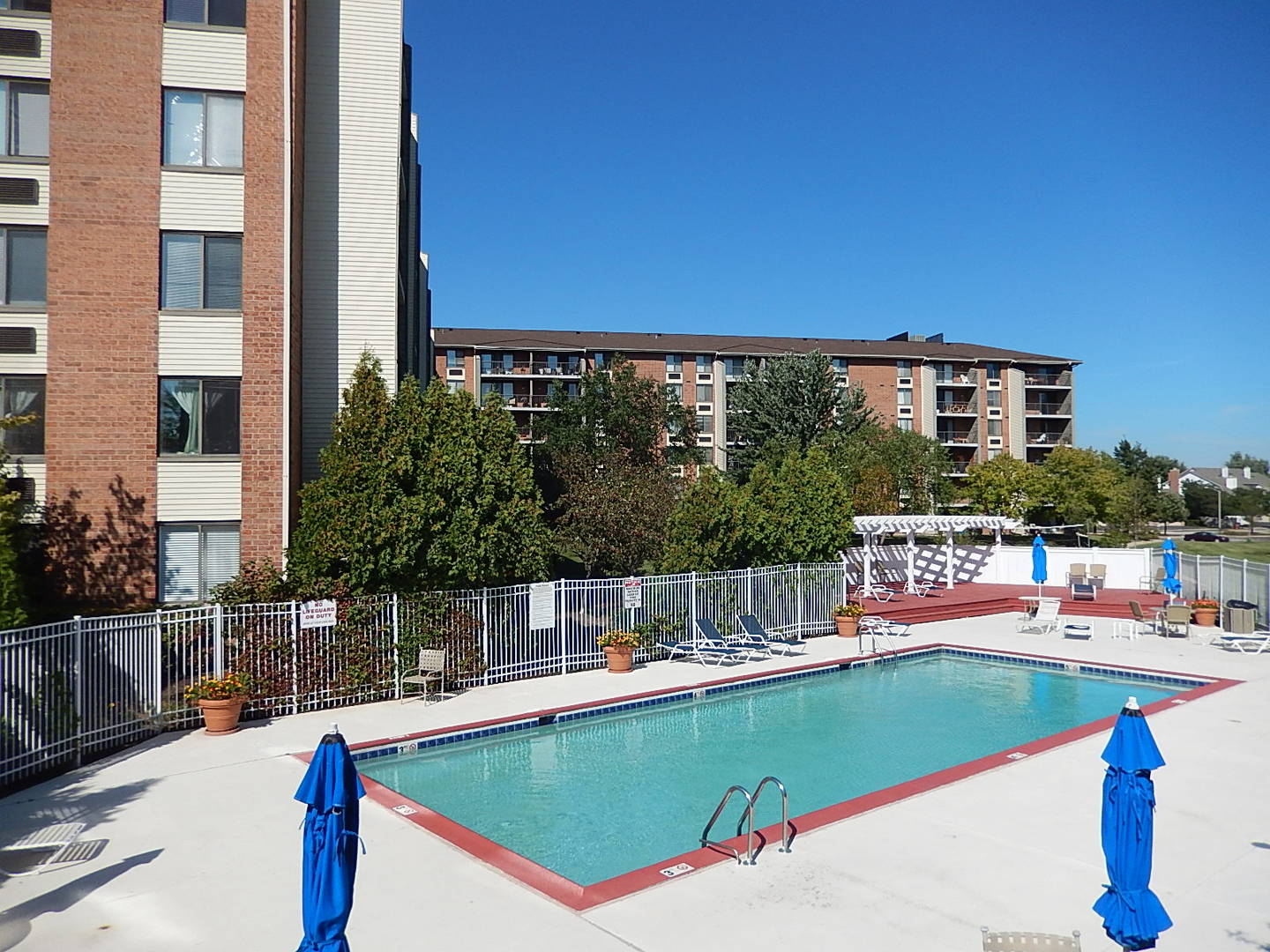 123 Willow Brook Court #3, Schaumburg, IL 60195