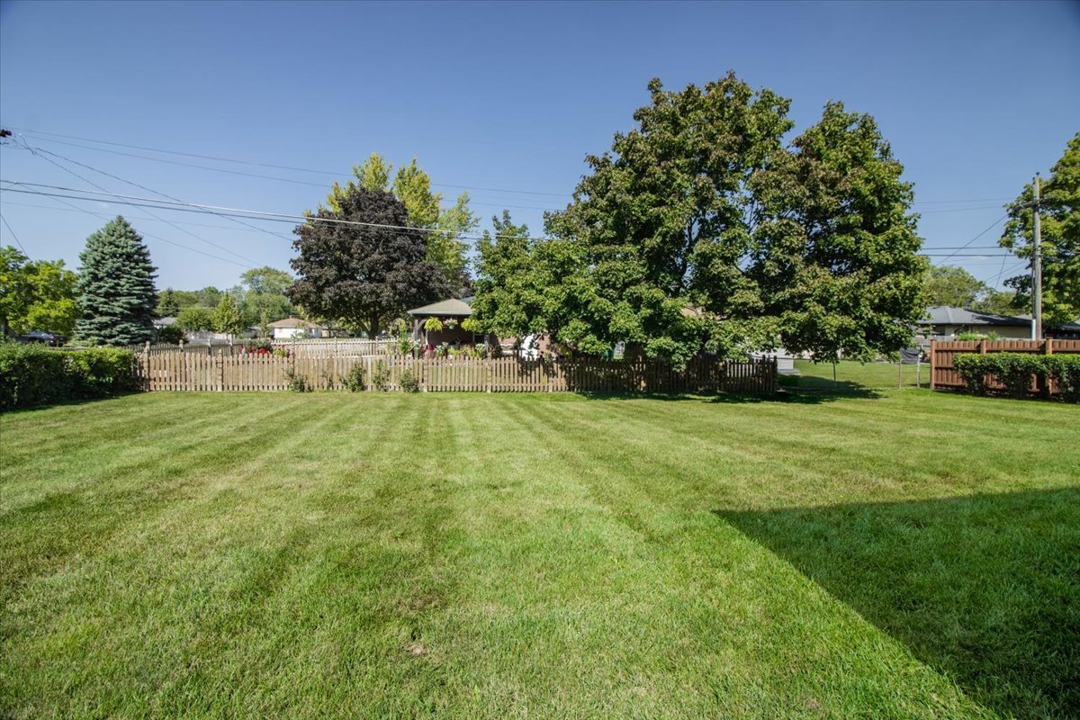 1621 Mayfield Avenue, Joliet, IL 60435