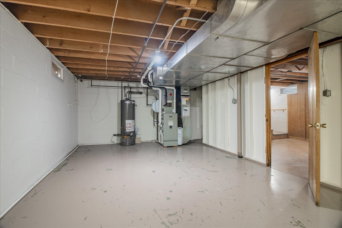 1621 Mayfield Avenue, Joliet, IL 60435