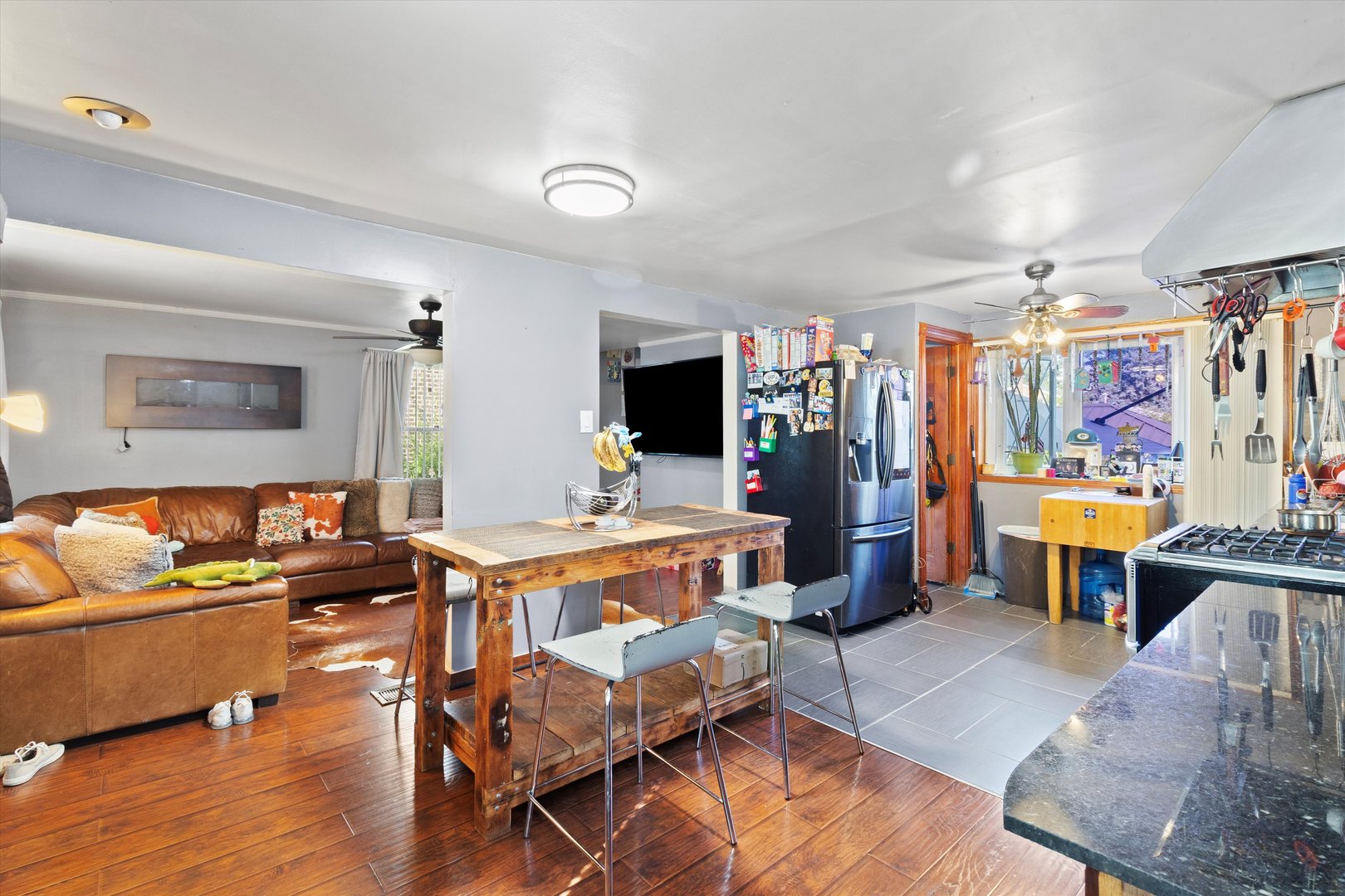 3733 S 57th Avenue, Cicero, IL 60804