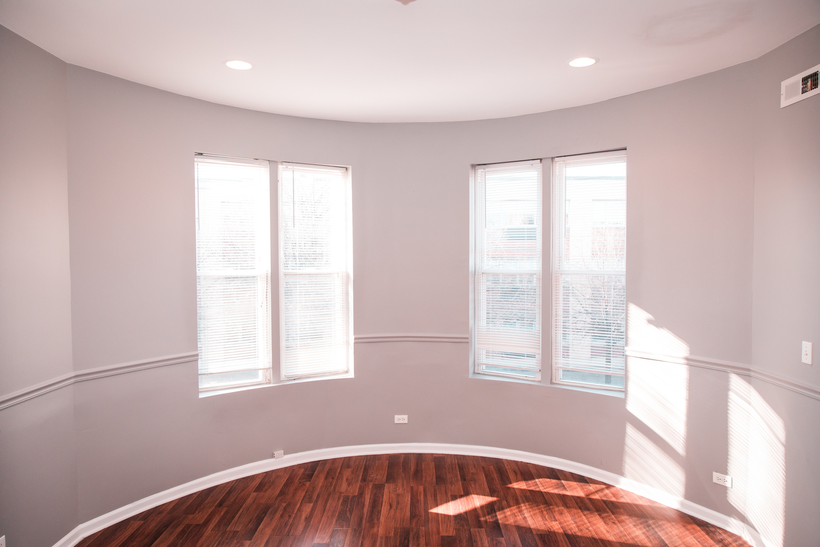 9017 S Exchange Avenue, Chicago, IL 60617