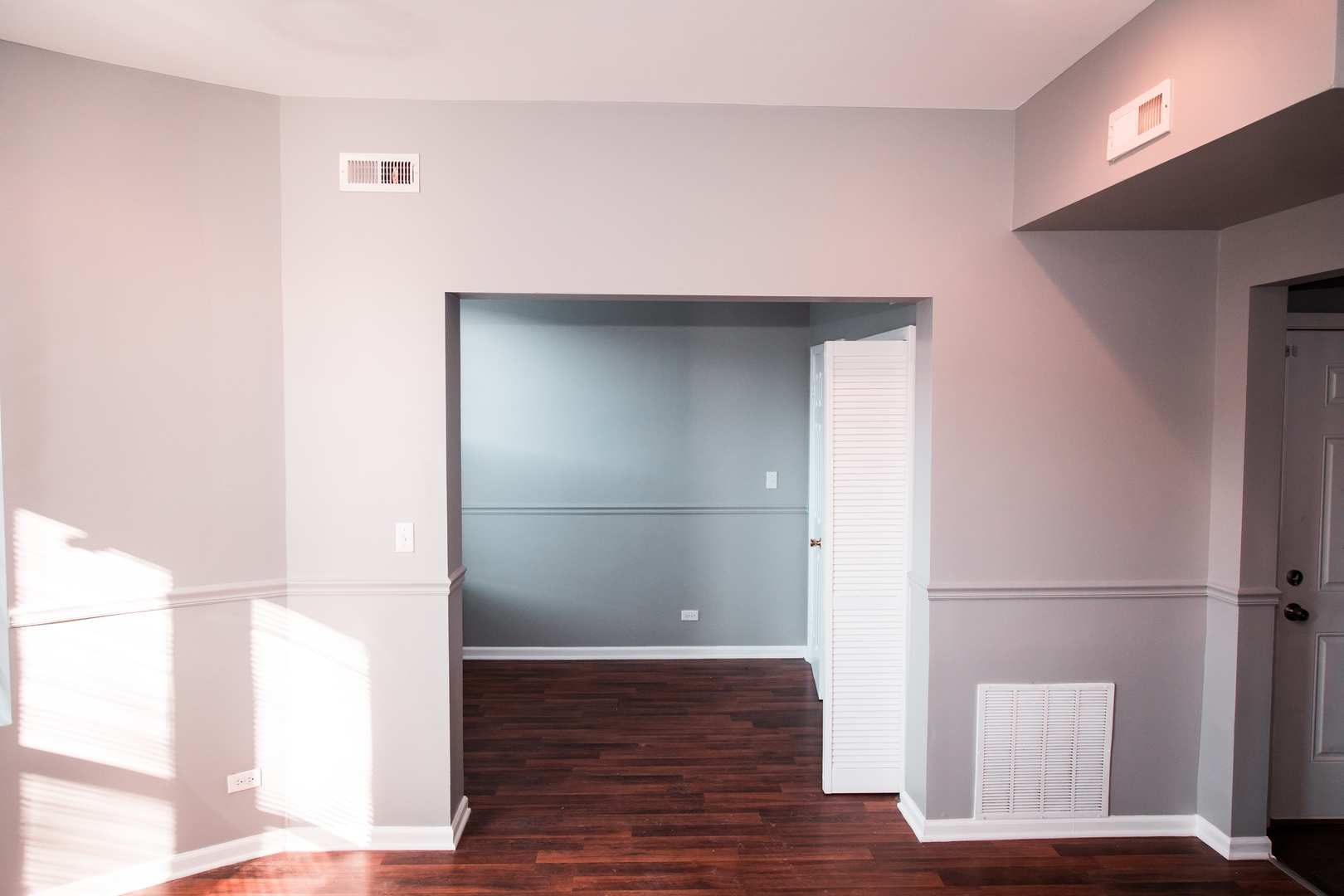 9017 S Exchange Avenue, Chicago, IL 60617