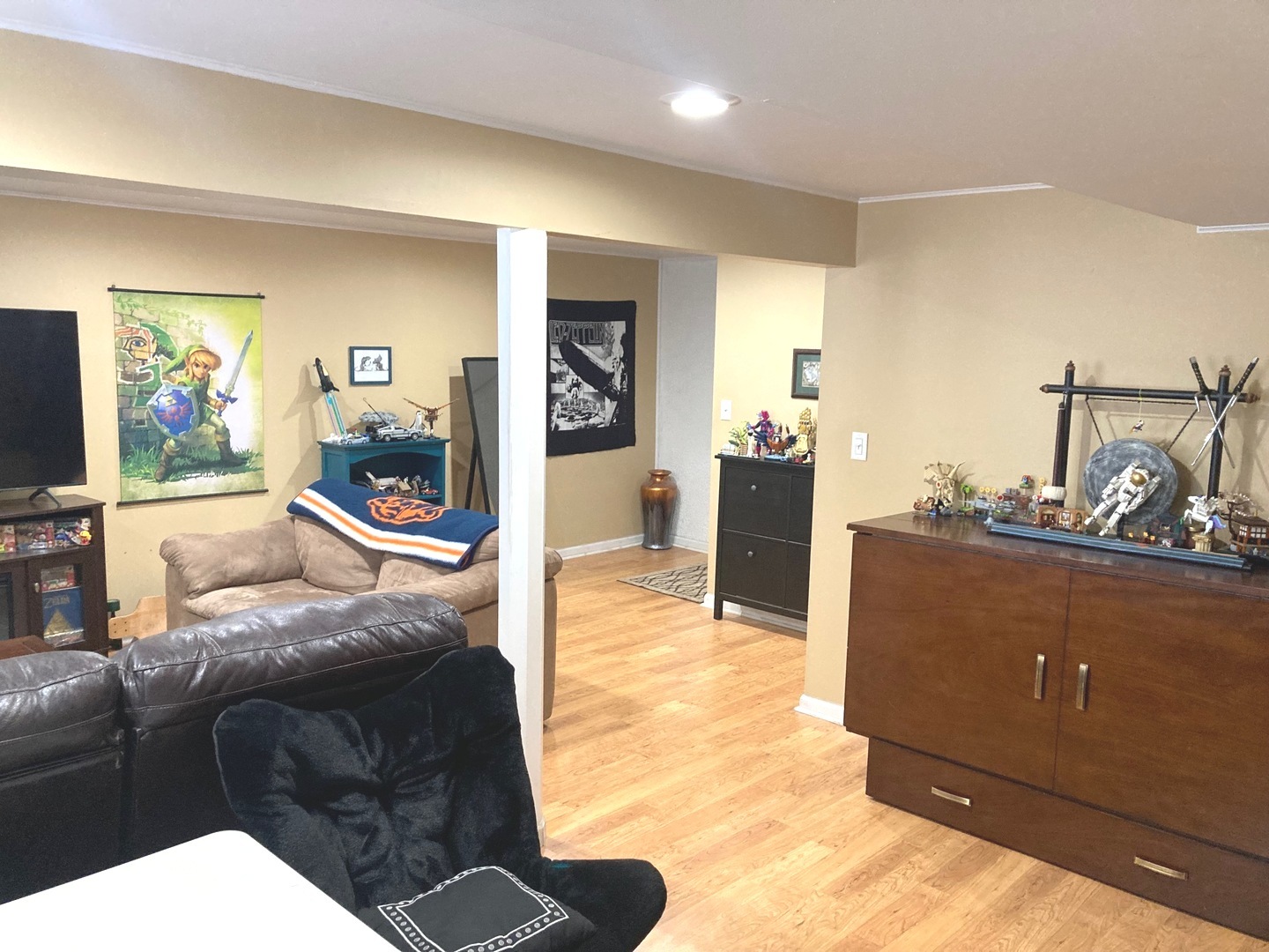 522 Lowell Drive, South Elgin, IL 60177