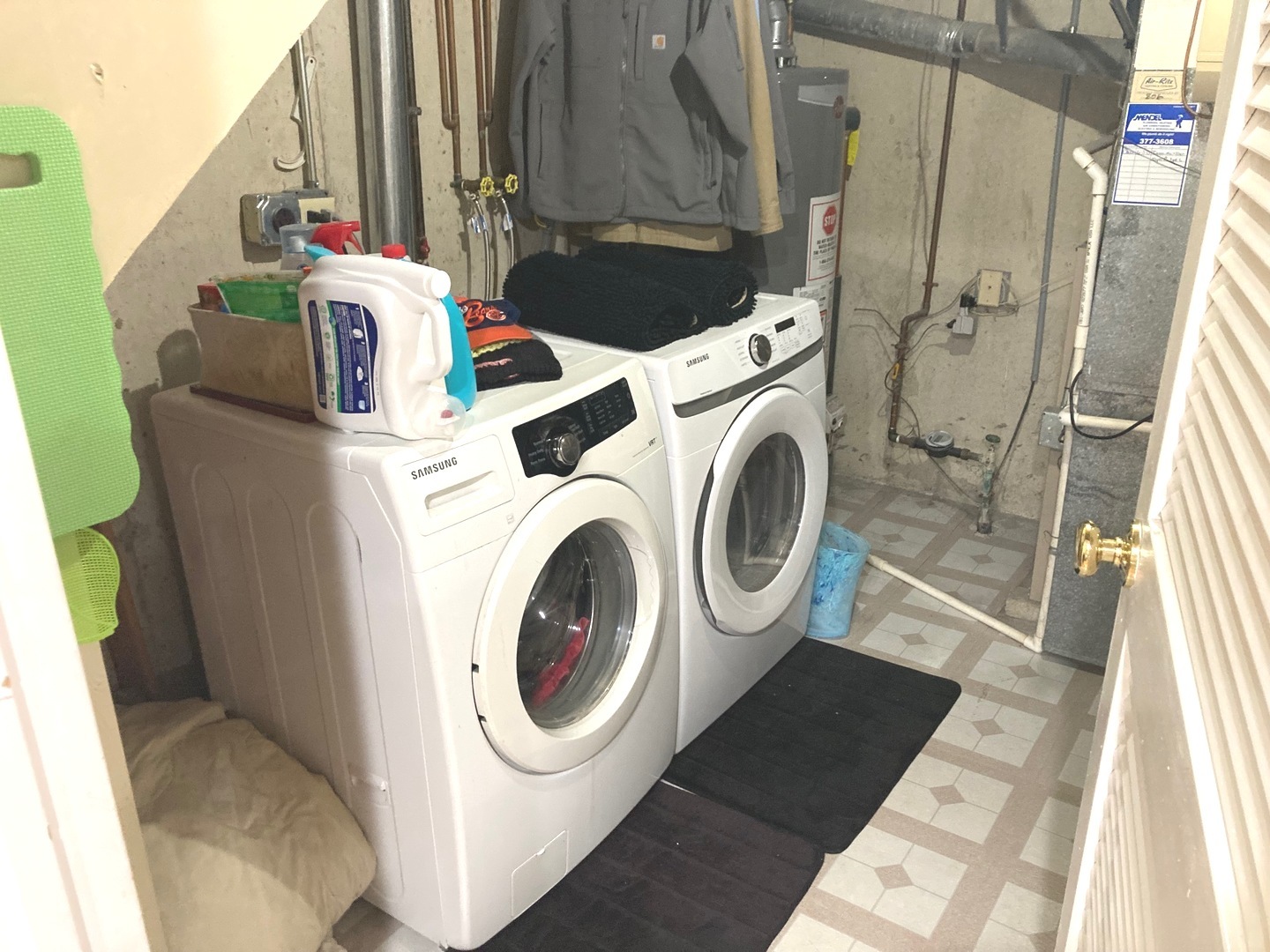 522 Lowell Drive, South Elgin, IL 60177