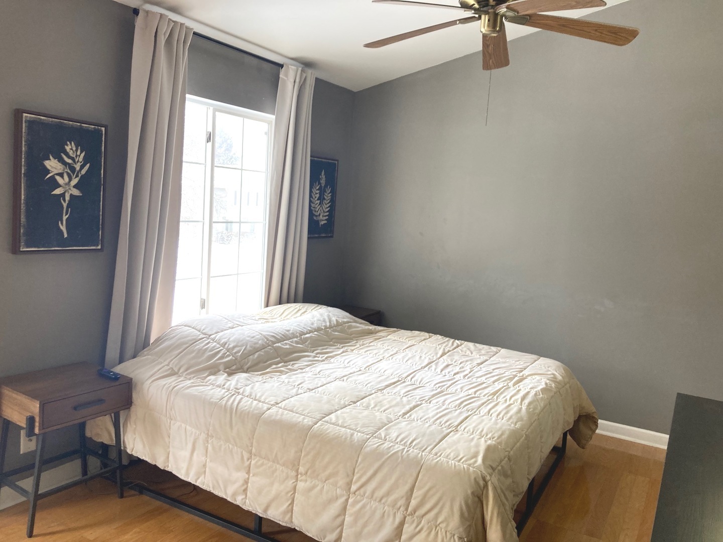 522 Lowell Drive, South Elgin, IL 60177