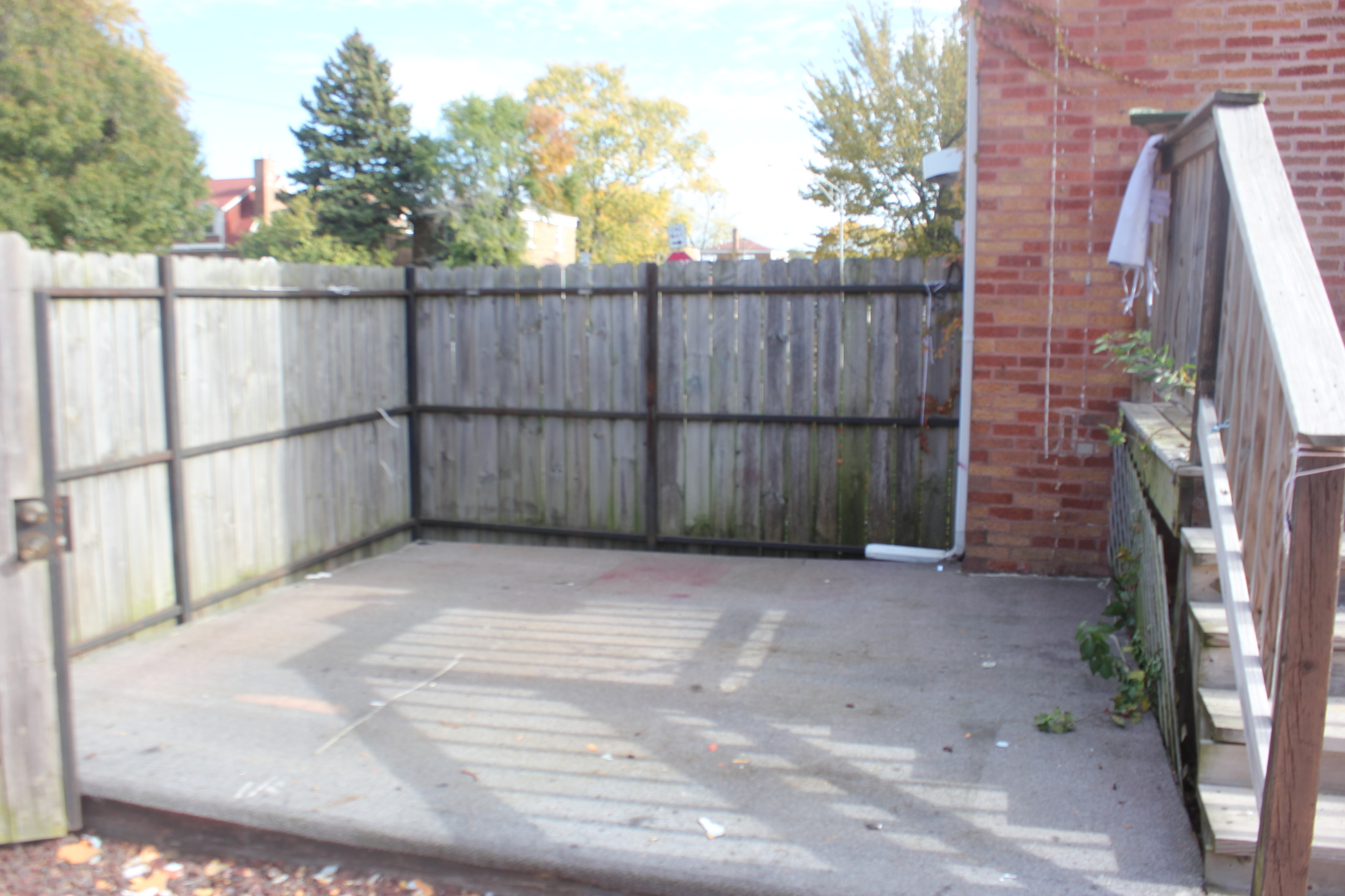 10200 S Rhodes Avenue, Chicago, IL 60628