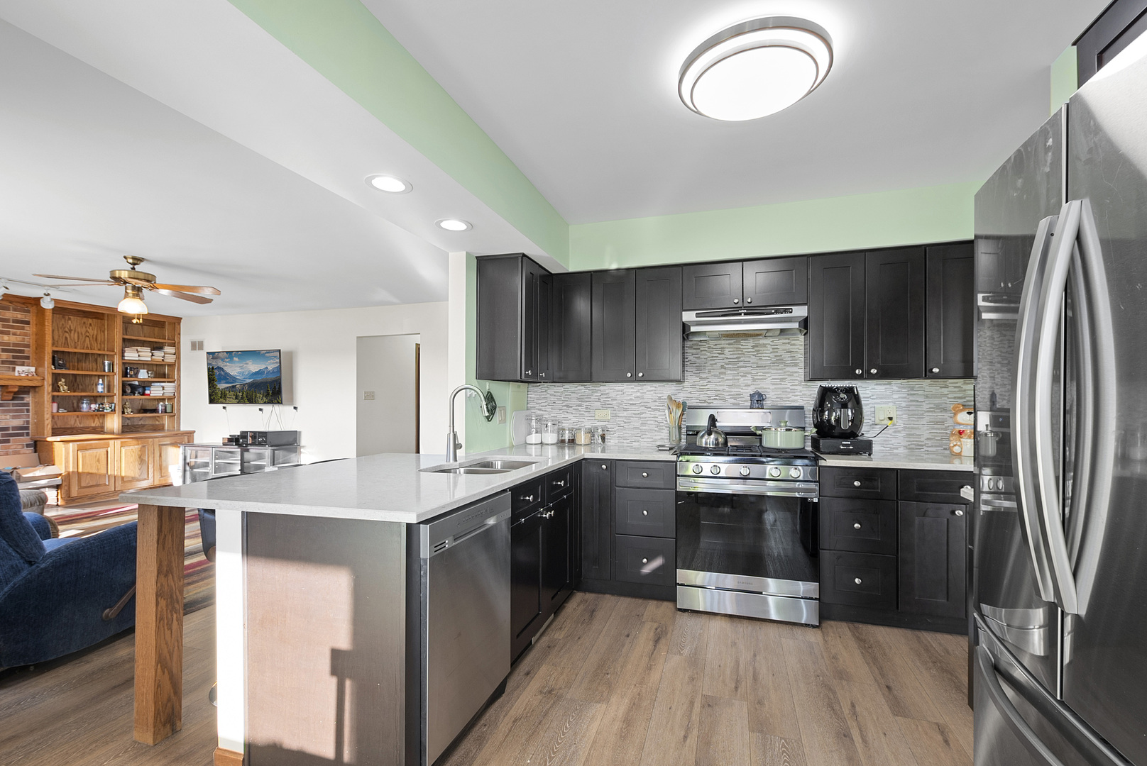 17230 Shetland Drive, Tinley Park, IL 60487