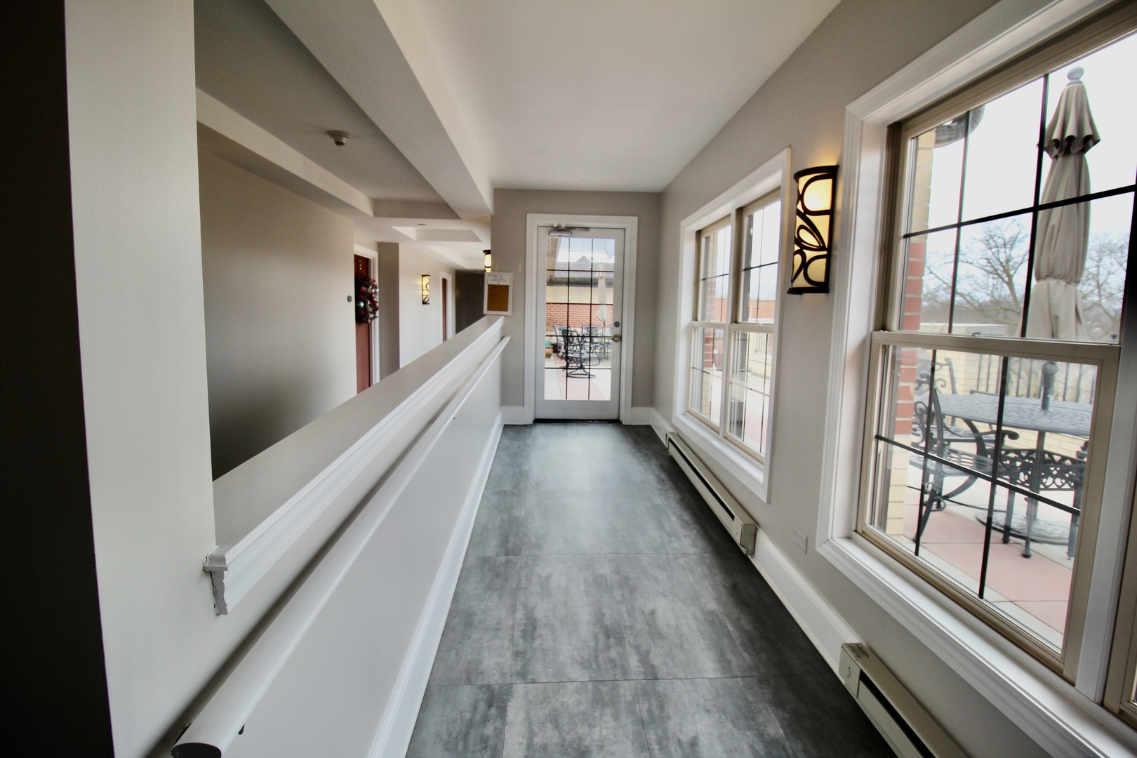 10 E Burlington Street #2C, Riverside, IL 60546