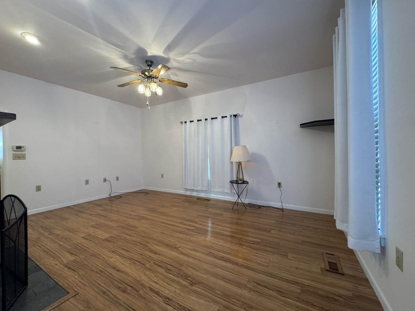 602 E Webster Street, Clinton, IL 61727