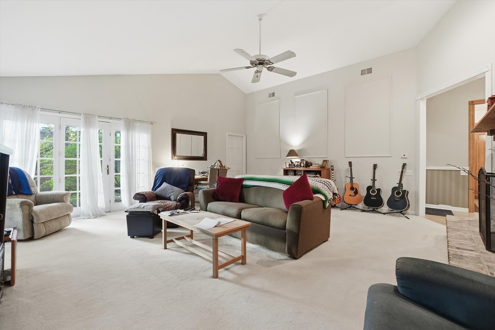 821 Killarney Pass Circle, Mundelein, IL 60060