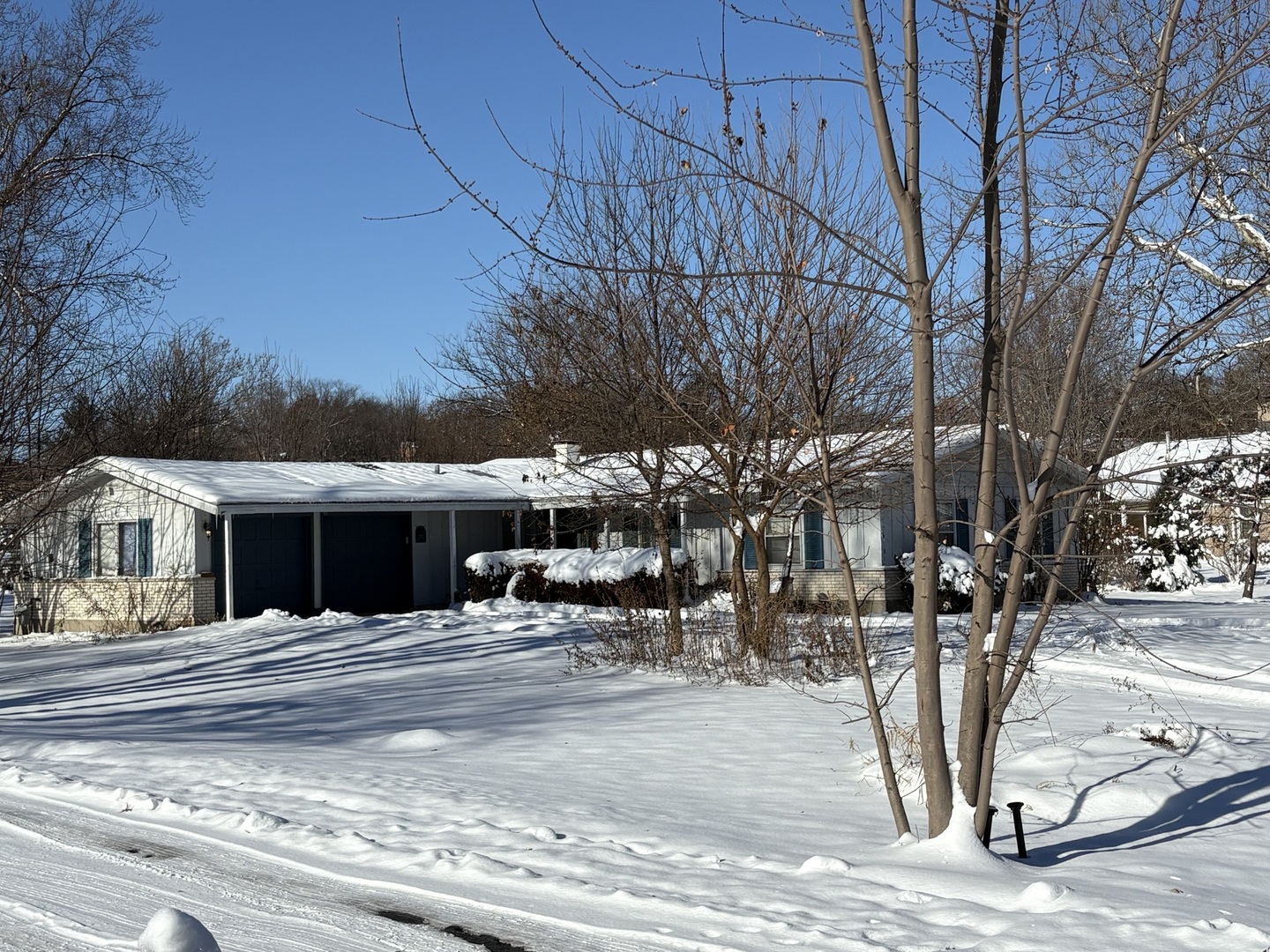 104 Thorobred Lane, Sleepy Hollow, IL 60118