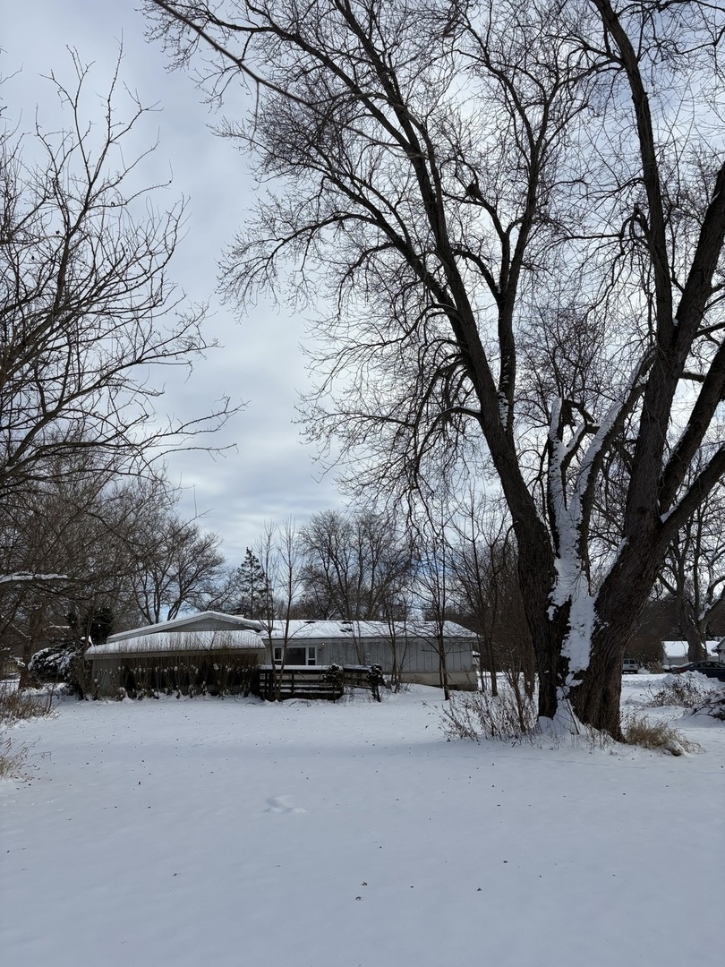 104 Thorobred Lane, Sleepy Hollow, IL 60118