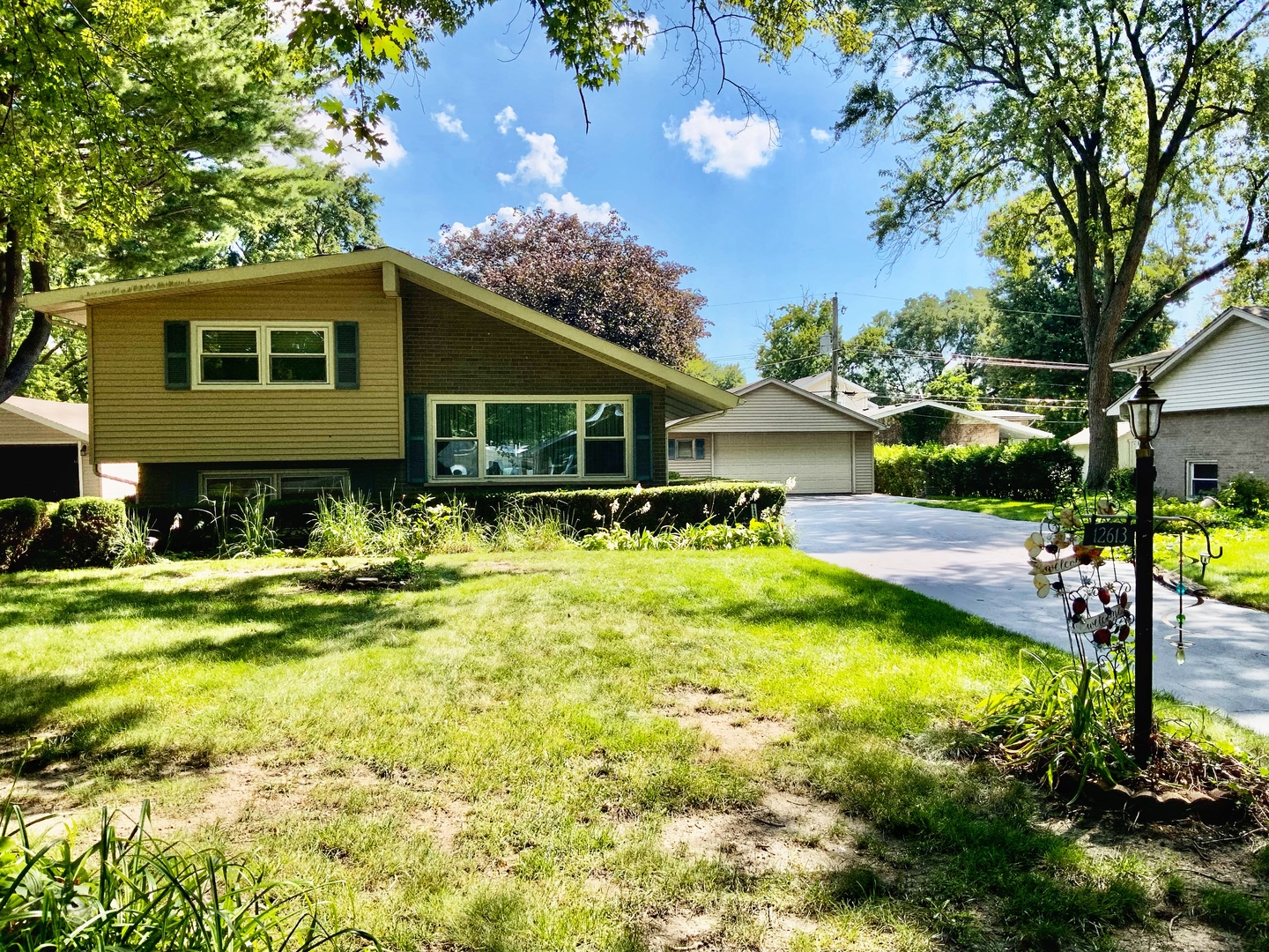 12613 S Parkside Avenue, Palos Heights, IL 60463