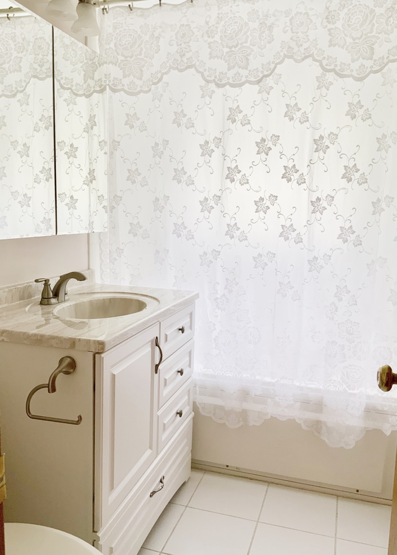 12613 S Parkside Avenue, Palos Heights, IL 60463