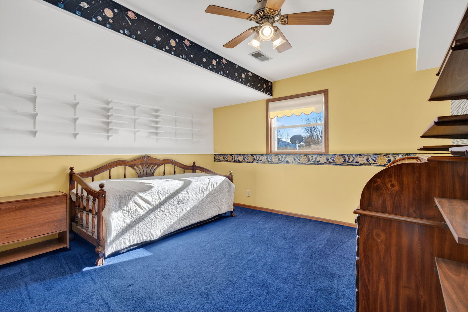 2420 N Dwight Road, Morris, IL 60450