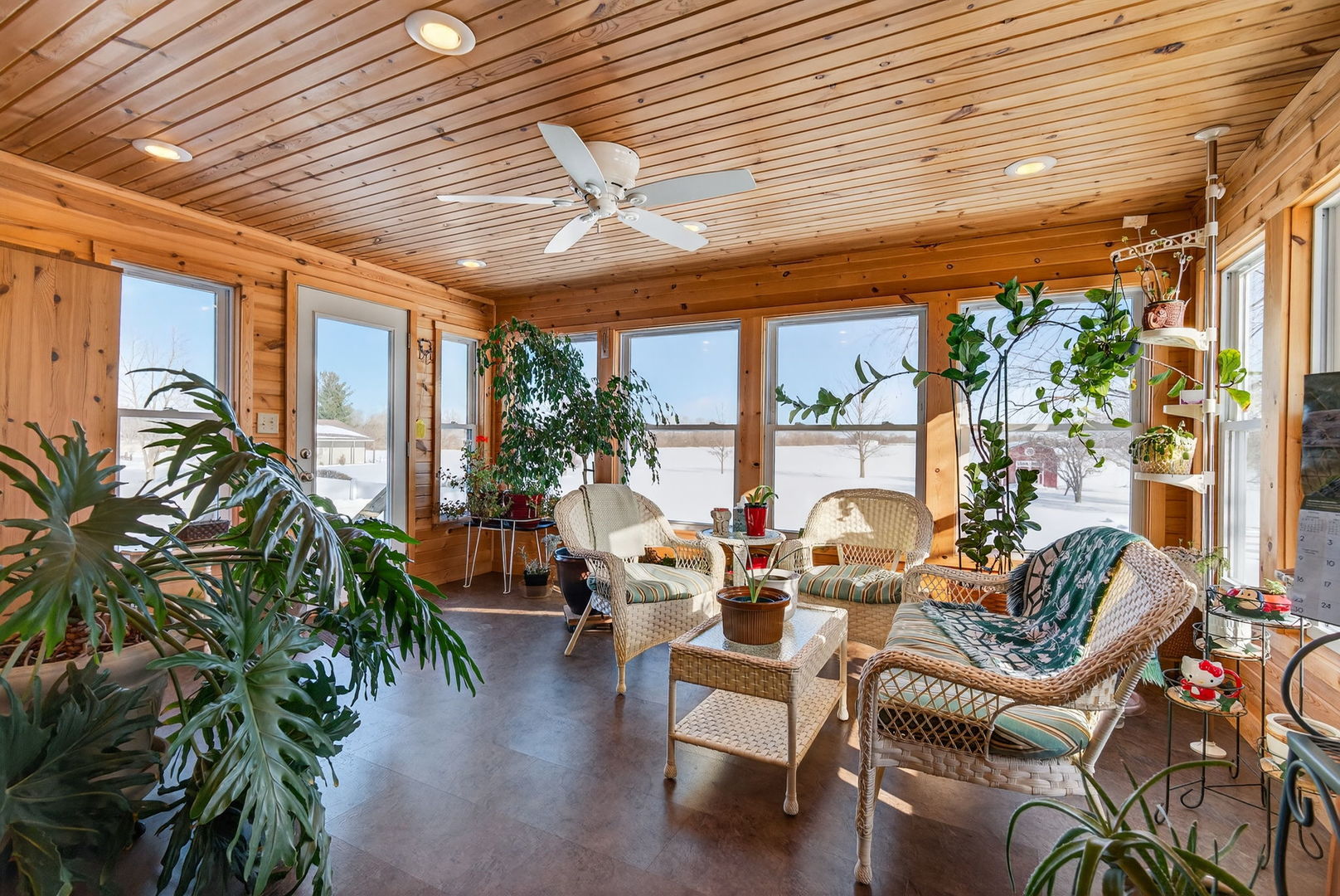 2420 N Dwight Road, Morris, IL 60450