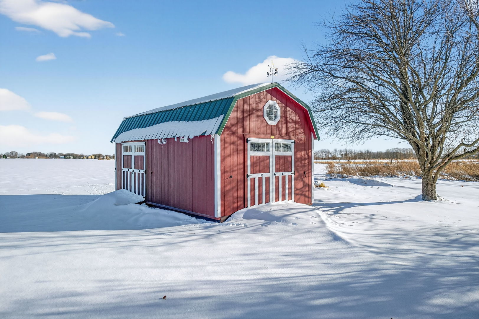 2420 N Dwight Road, Morris, IL 60450