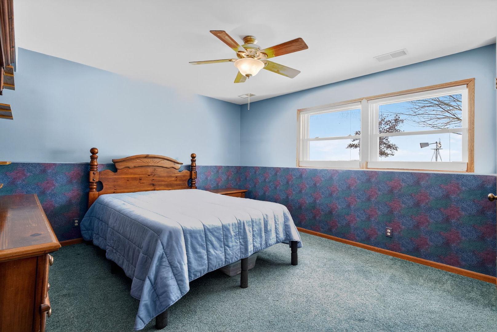 2420 N Dwight Road, Morris, IL 60450