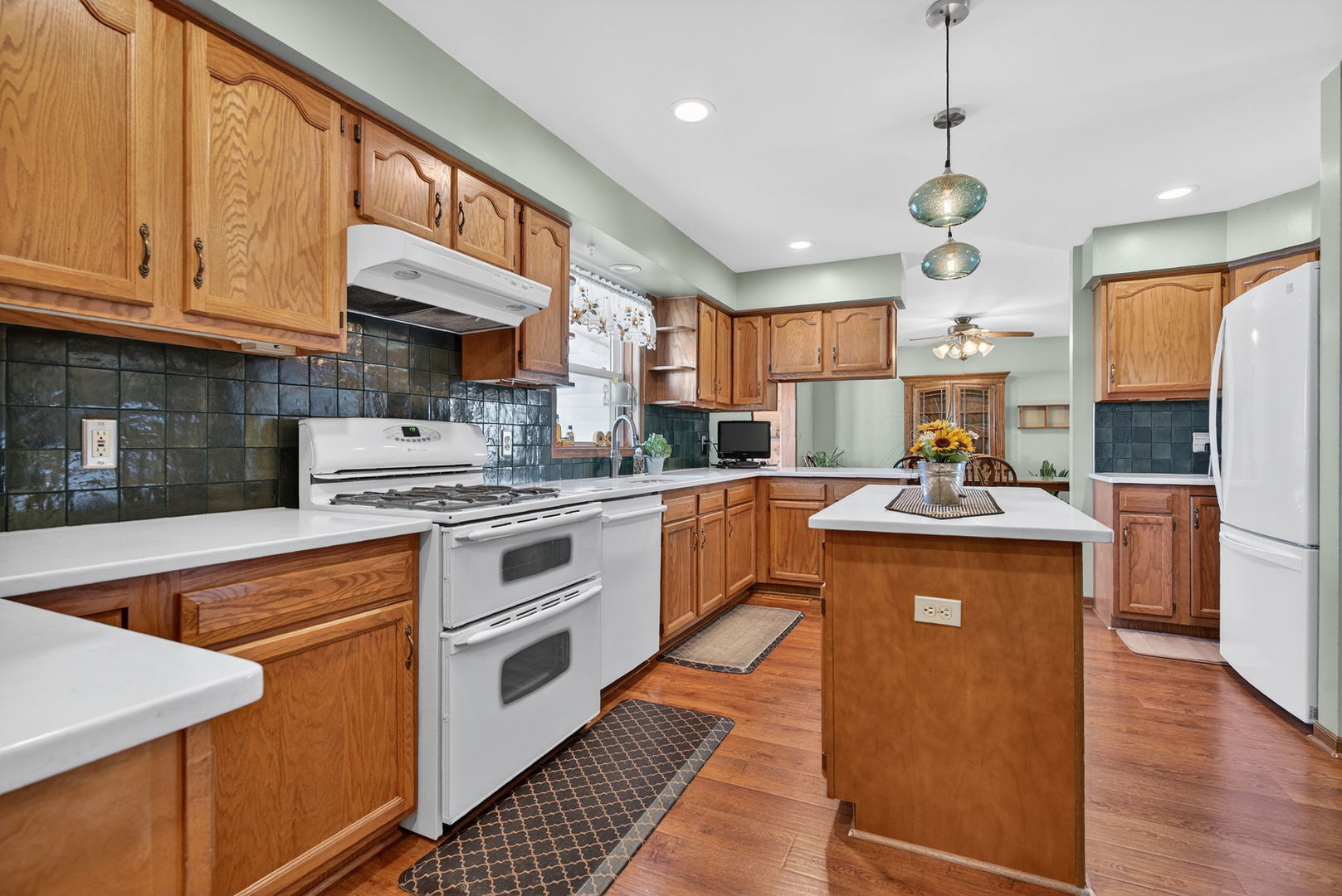 2420 N Dwight Road, Morris, IL 60450