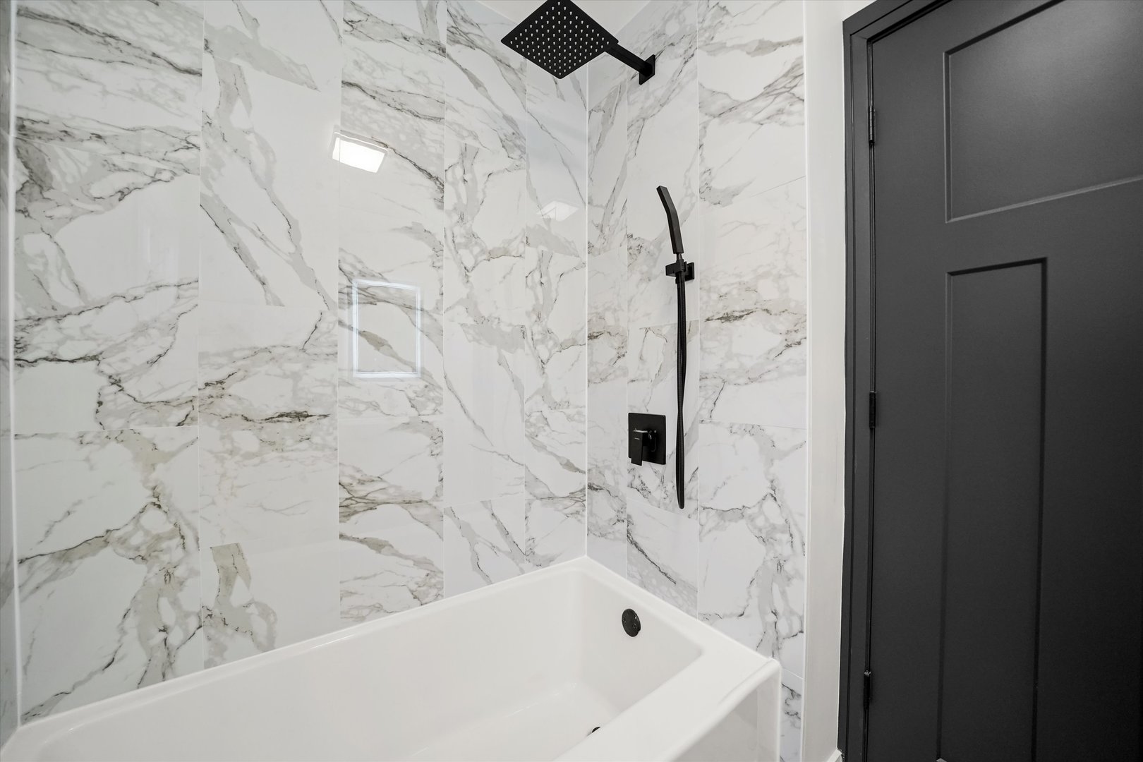 6709 W 59th Street, Chicago, IL 60638