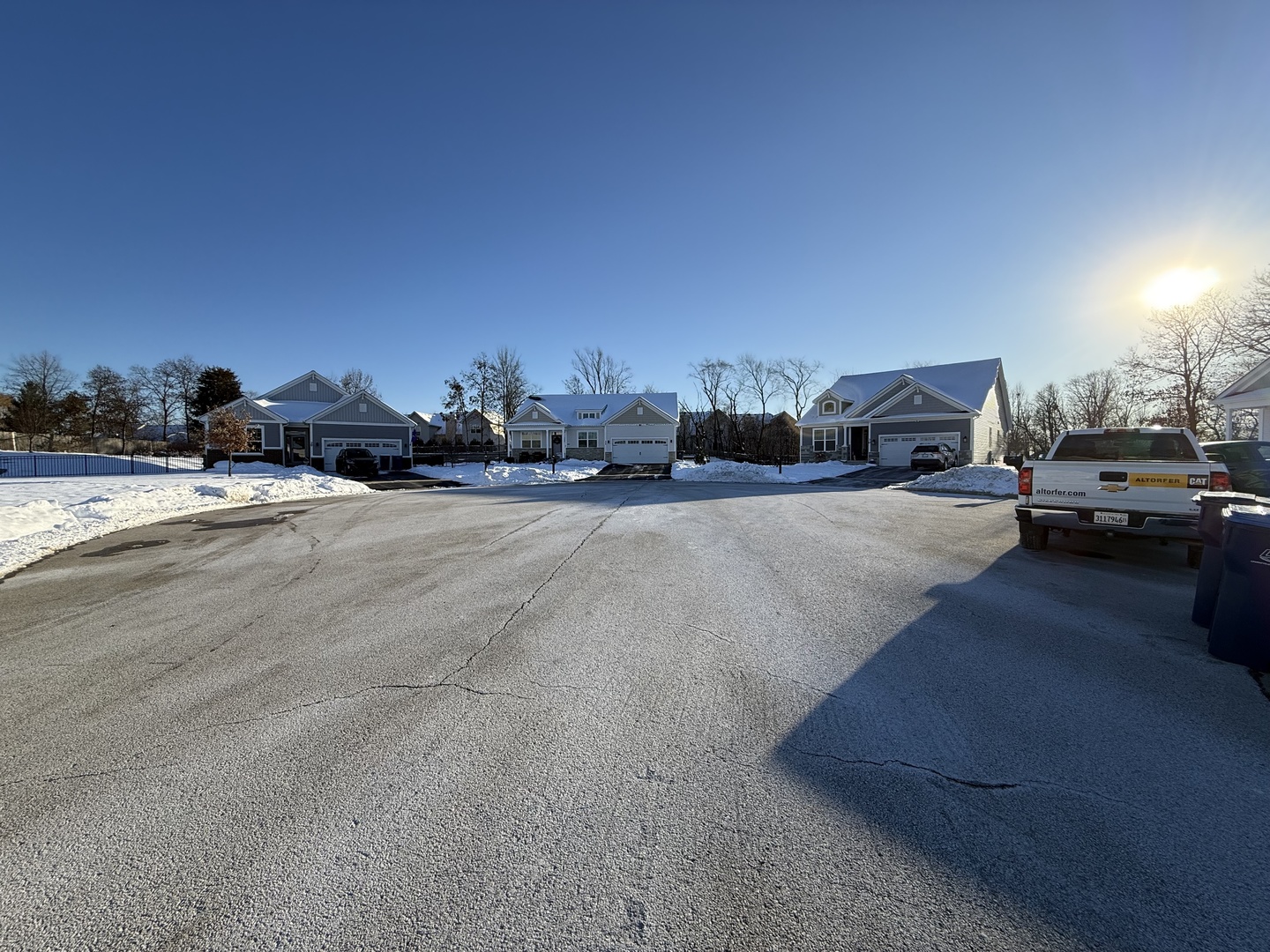 27 Lake Vista Court, Lake Villa, IL 60046