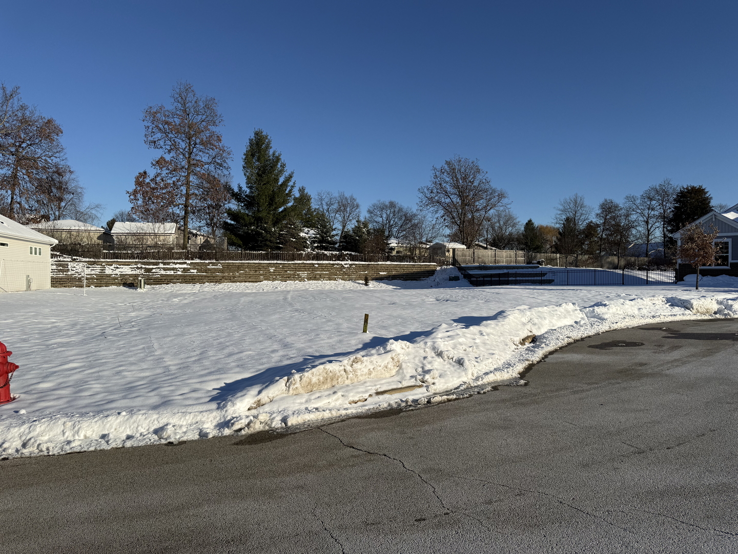 27 Lake Vista Court, Lake Villa, IL 60046