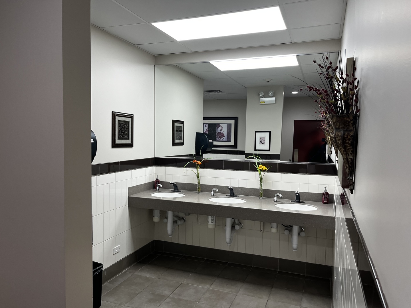 3005 Tollview Drive, Rolling Meadows, IL 60008