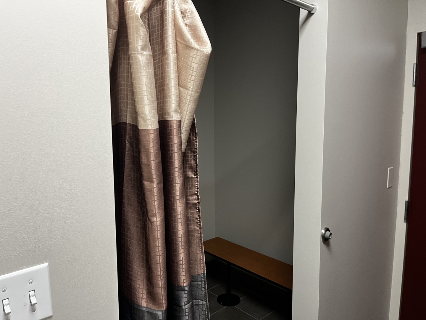 3005 Tollview Drive, Rolling Meadows, IL 60008