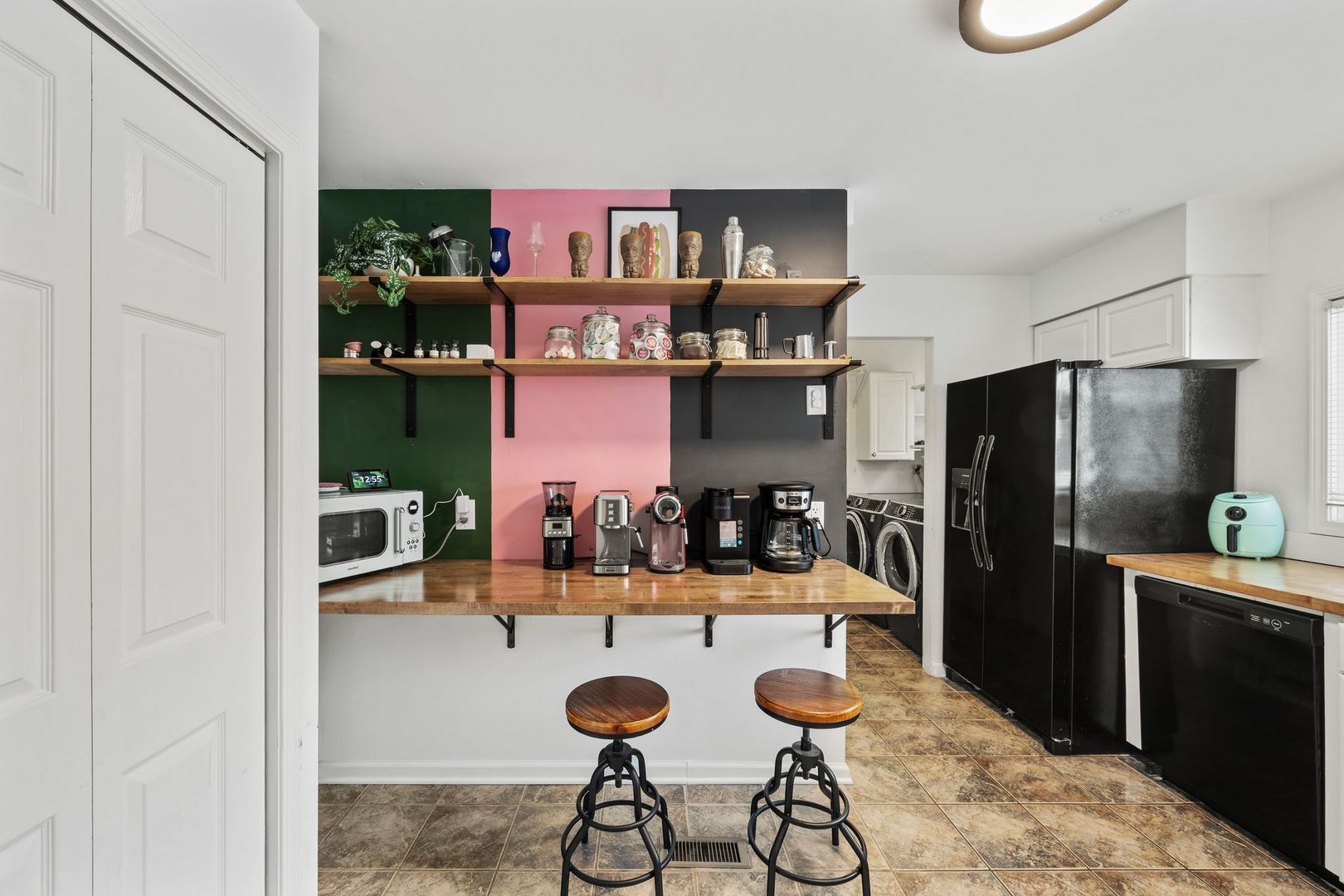 100 Dartford Lane, Schaumburg, IL 60194