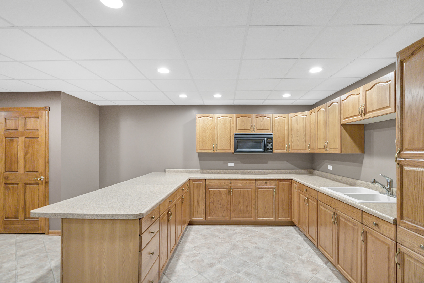 4N550 School Road, St. Charles, IL 60175