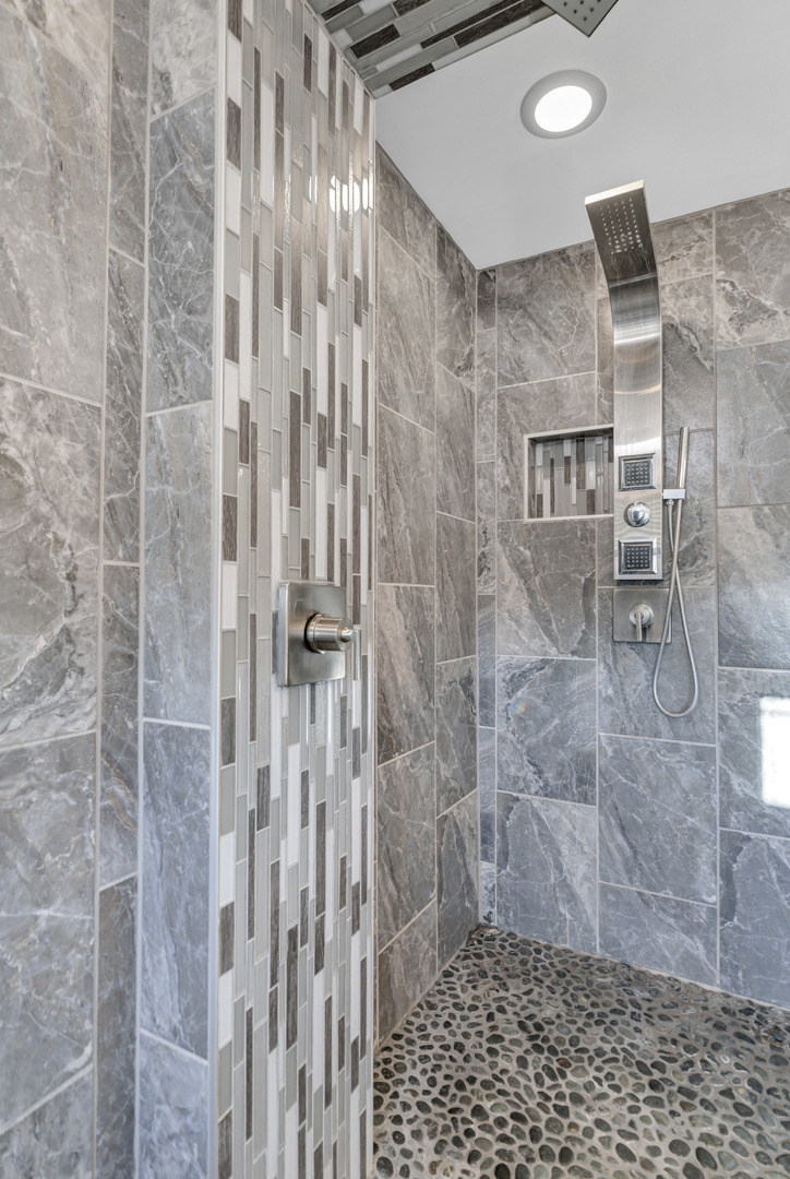 4N550 School Road, St. Charles, IL 60175