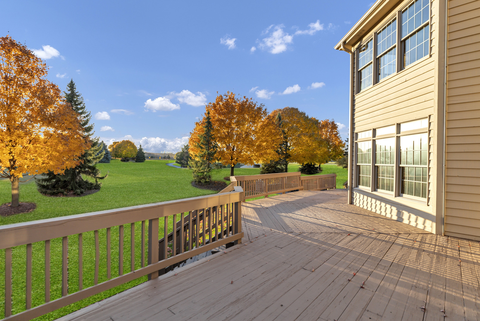 4N550 School Road, St. Charles, IL 60175