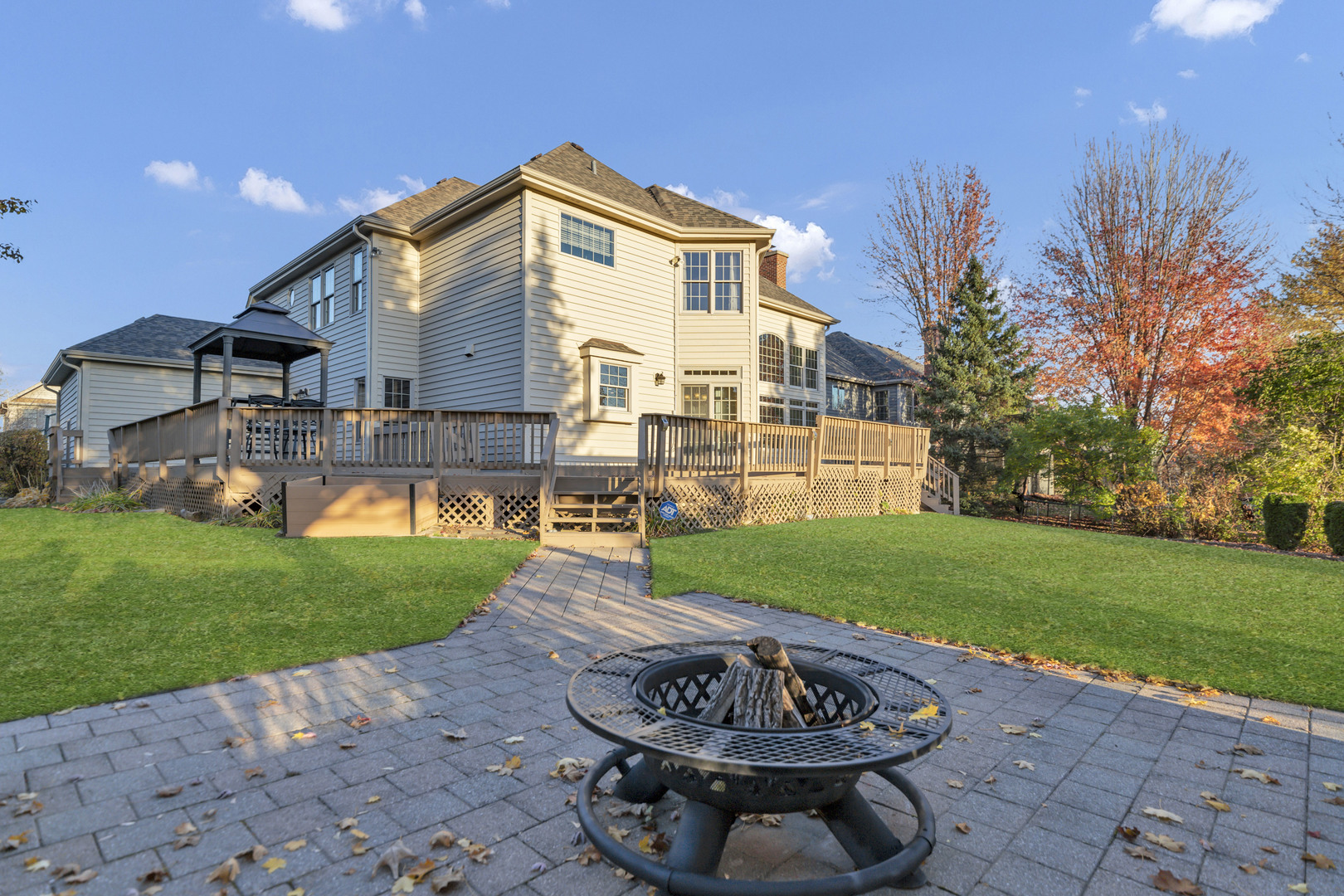 4N550 School Road, St. Charles, IL 60175